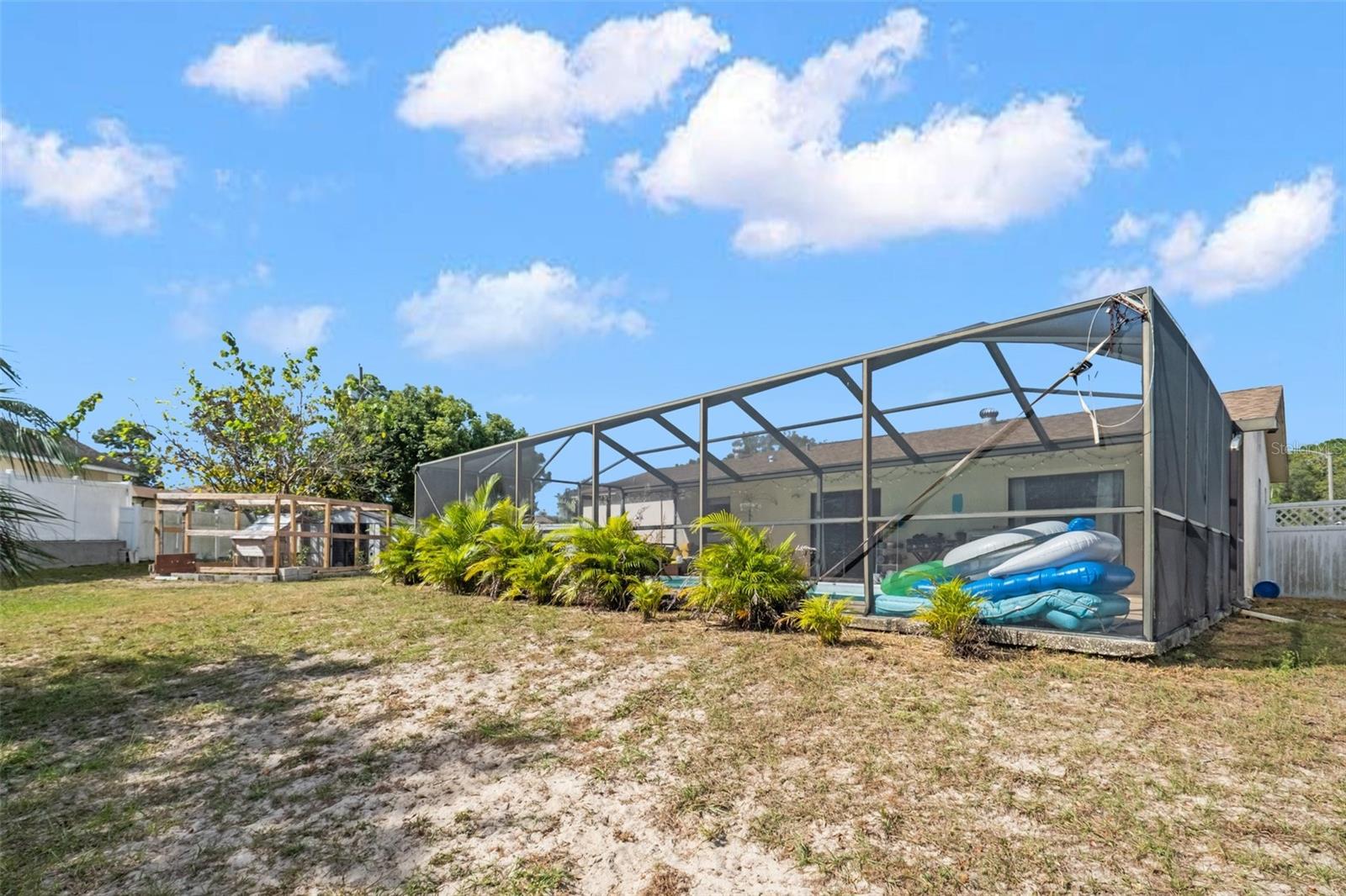 SPRING HILL - Residential