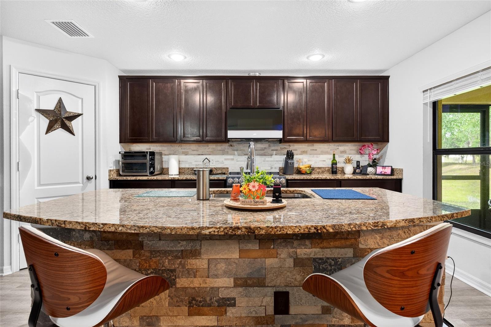 SHERMAN HILLS PH V - Residential