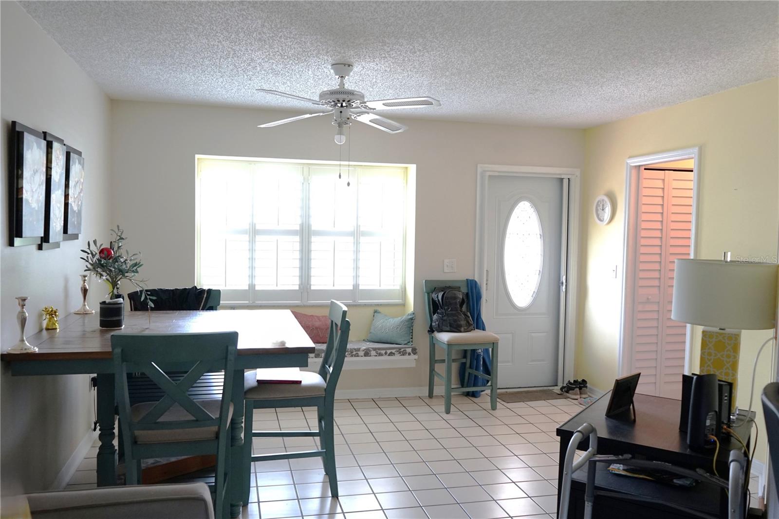 413 LAKE POINT COURT 4B