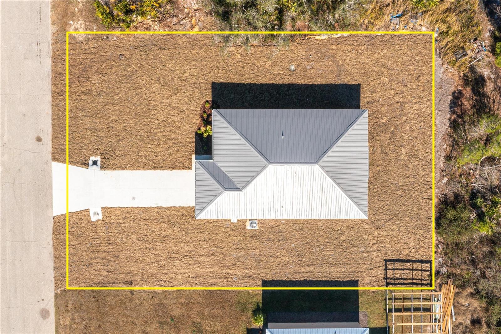 AVON PARK LAKES - Residential