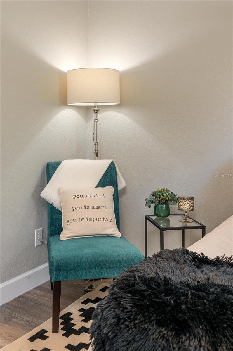 AVON PARK LAKES - Residential