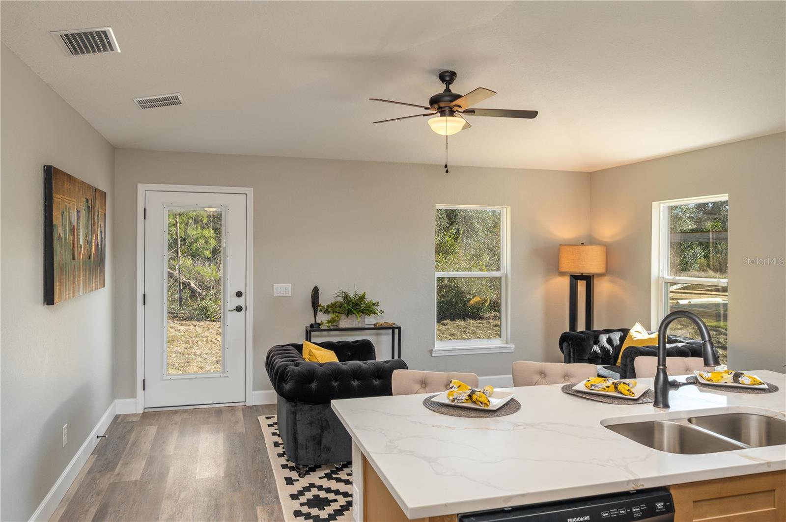 AVON PARK LAKES - Residential