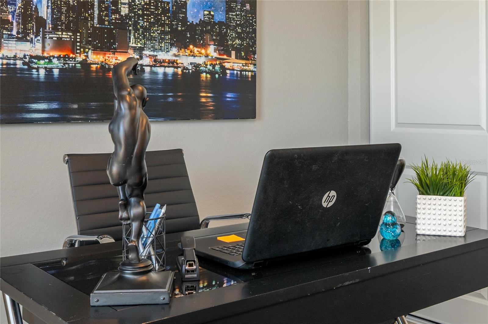 AVON PARK LAKES - Residential