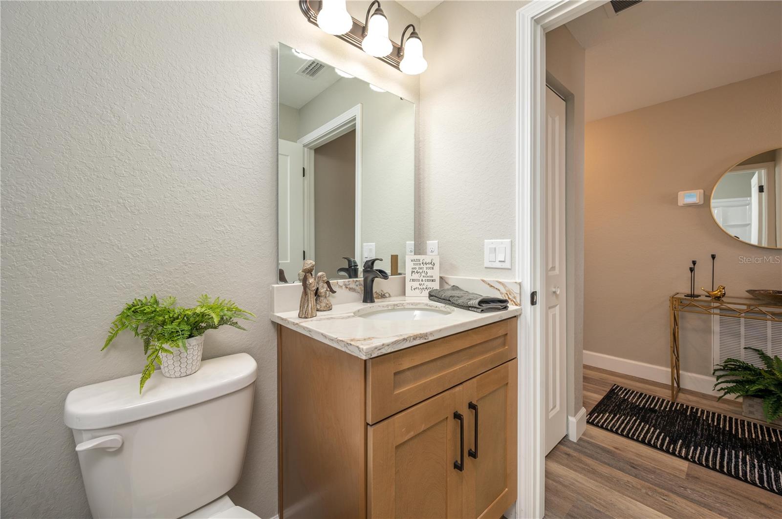 AVON PARK LAKES - Residential