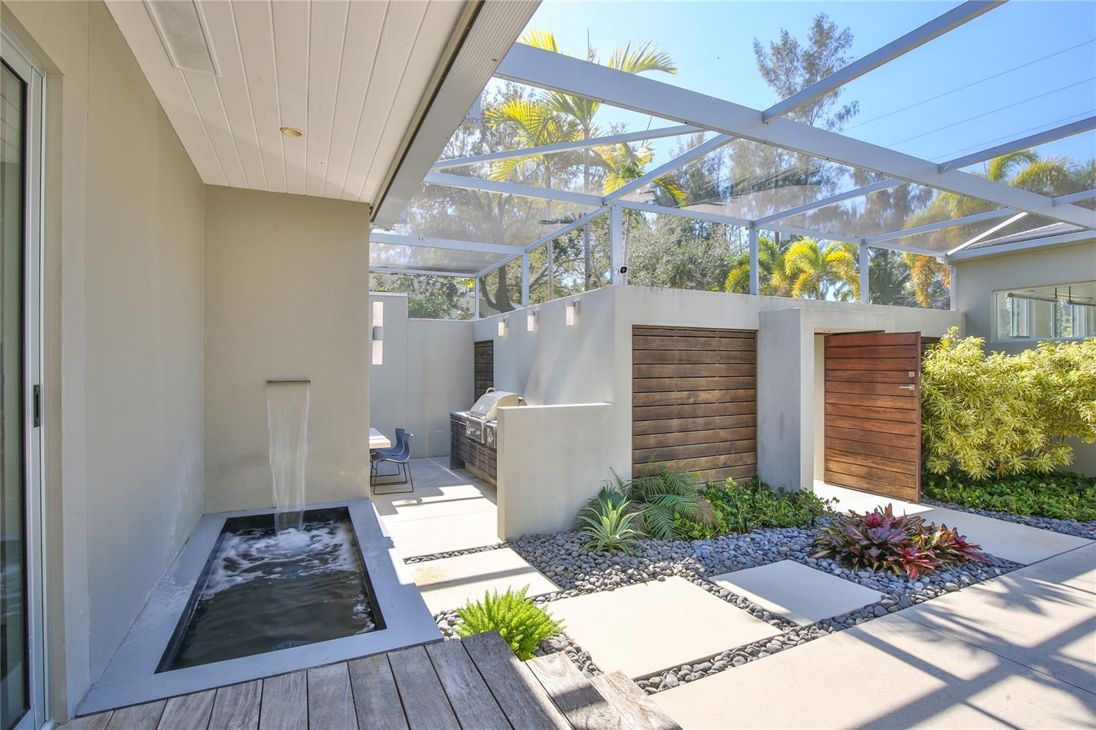 COCOANUT BAYOU - Residential