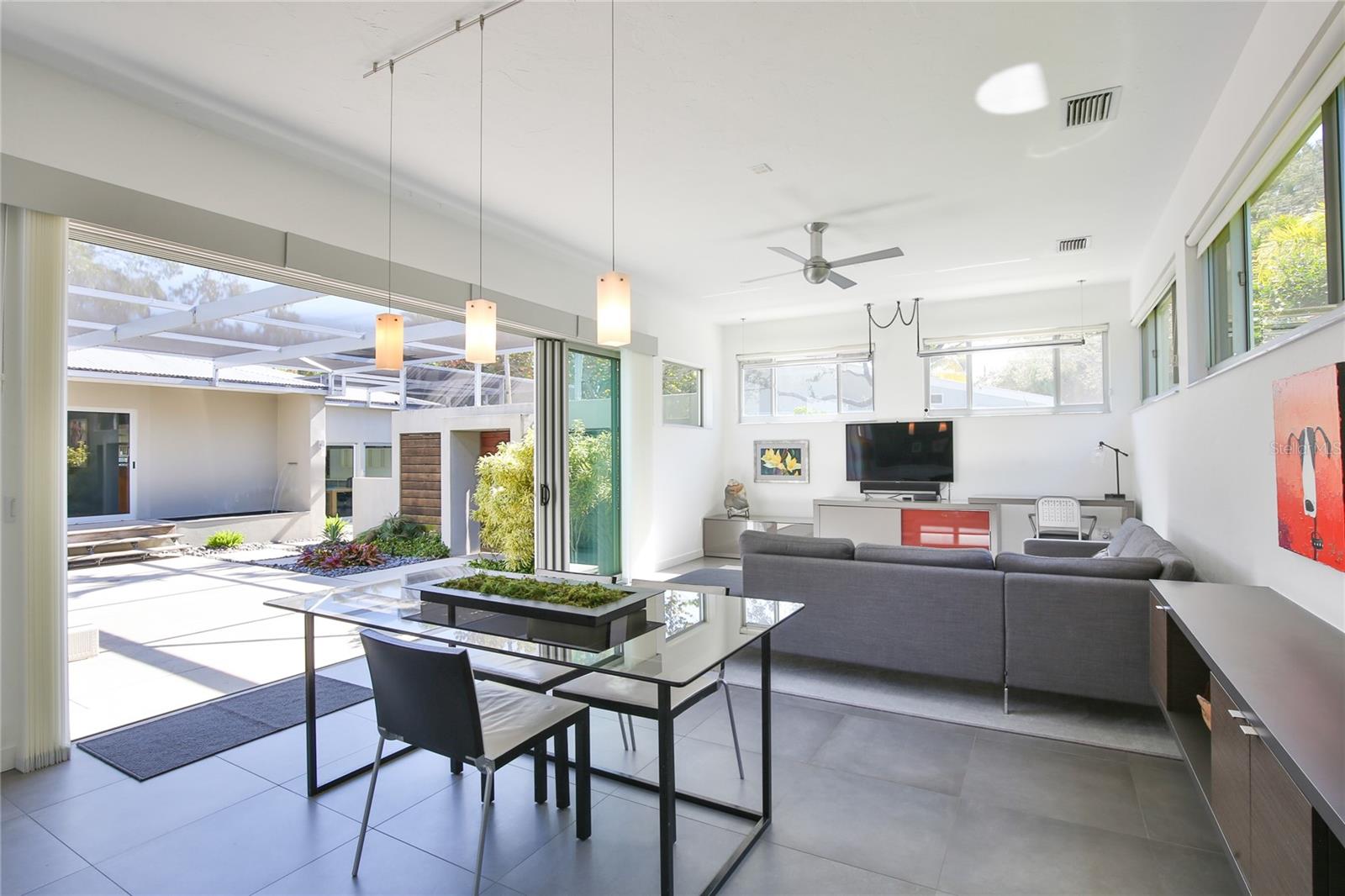 COCOANUT BAYOU - Residential