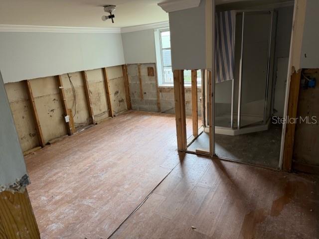 UNPLATTED - Residential