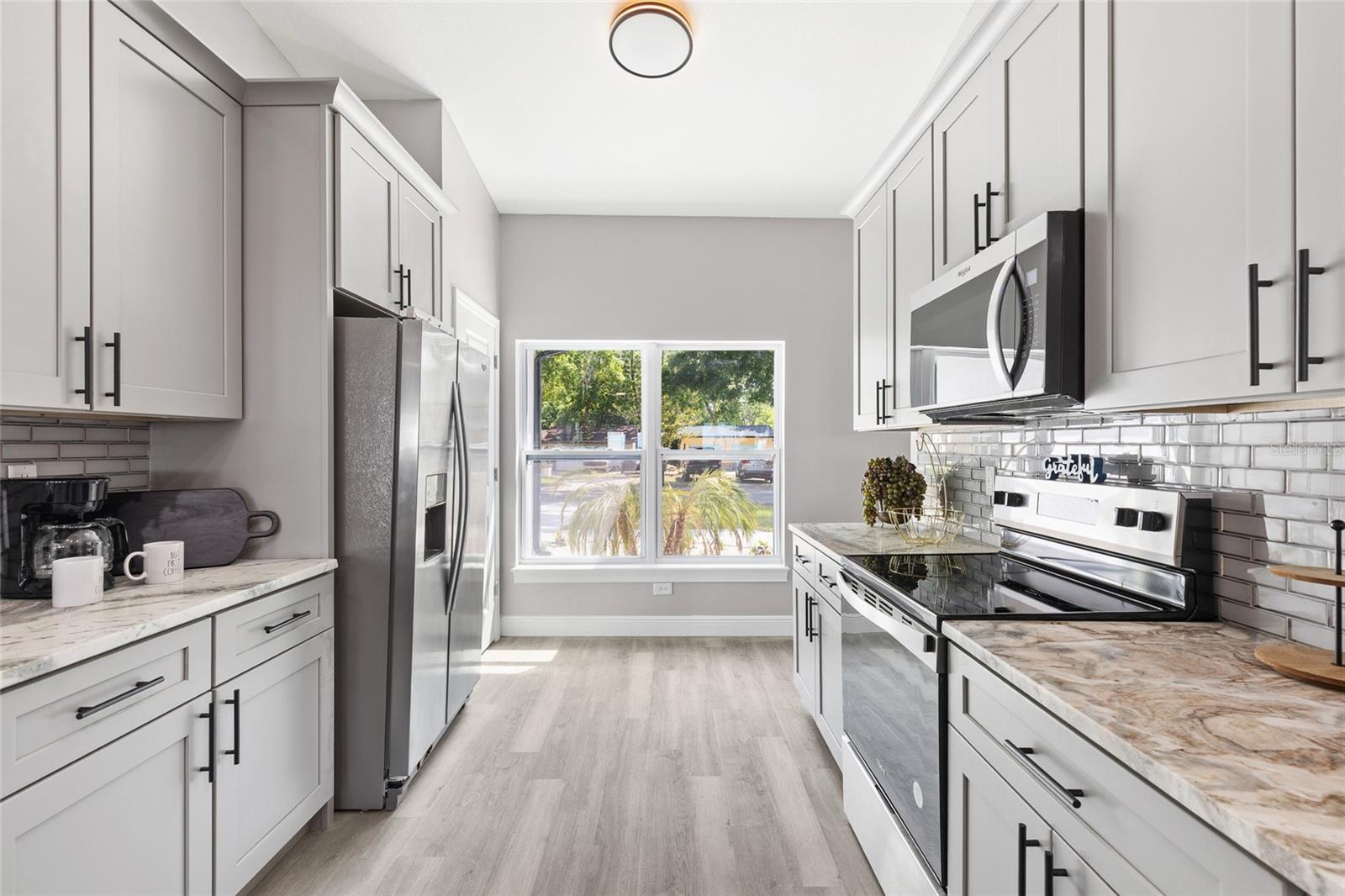 N 60 FT OF S 790 FT OF W 160 FT OF LOTS 12 & 23 BL - Residential