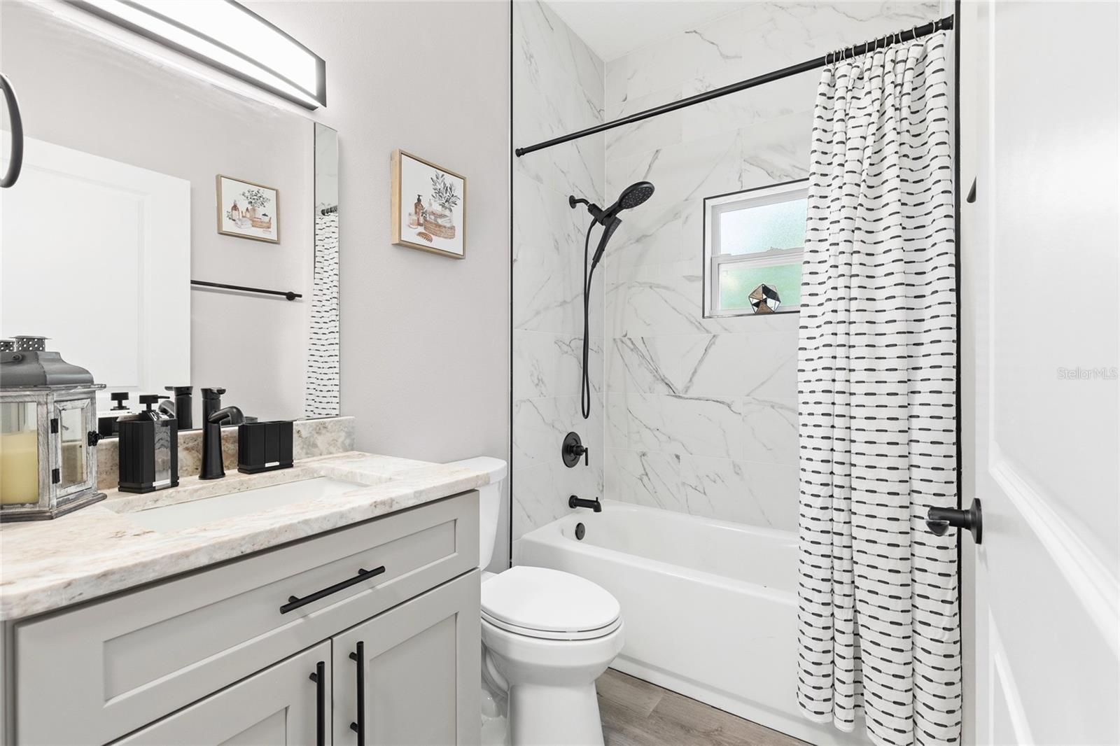 N 60 FT OF S 790 FT OF W 160 FT OF LOTS 12 & 23 BL - Residential