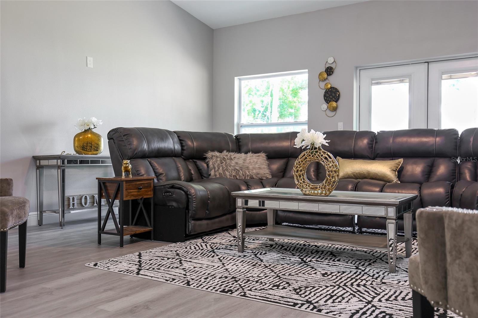 N 60 FT OF S 790 FT OF W 160 FT OF LOTS 12 & 23 BL - Residential