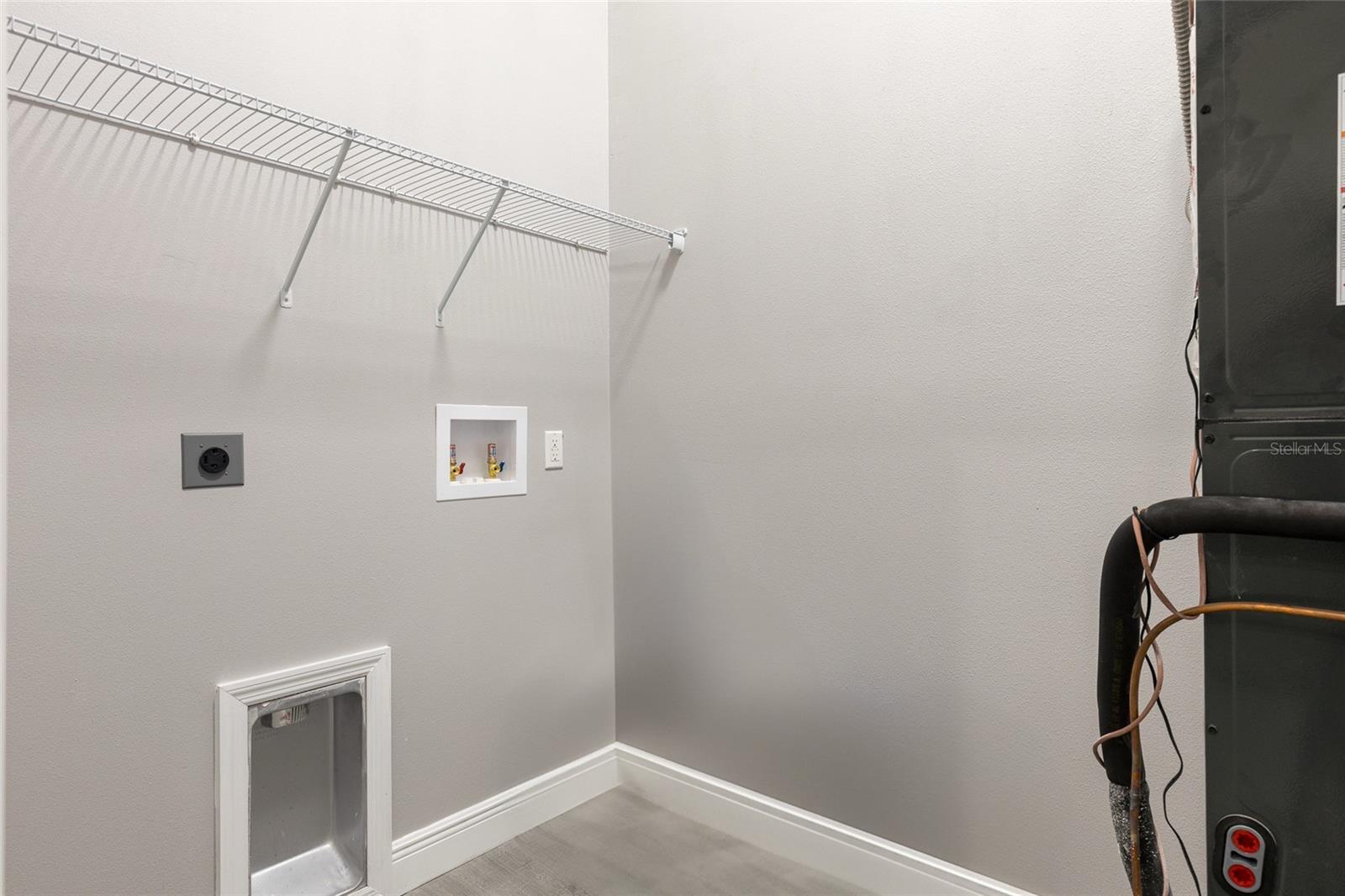 N 60 FT OF S 790 FT OF W 160 FT OF LOTS 12 & 23 BL - Residential