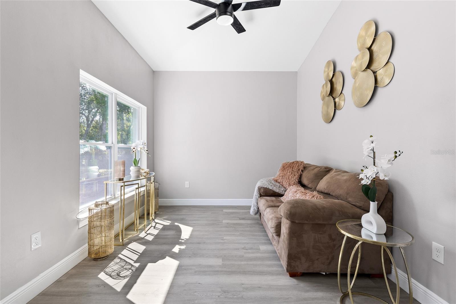 N 60 FT OF S 790 FT OF W 160 FT OF LOTS 12 & 23 BL - Residential