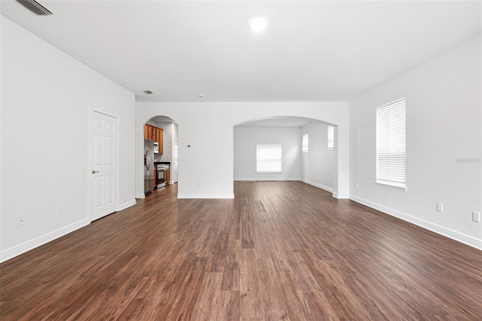 HAMPTON LAKES AT MAIN STREET - Residential