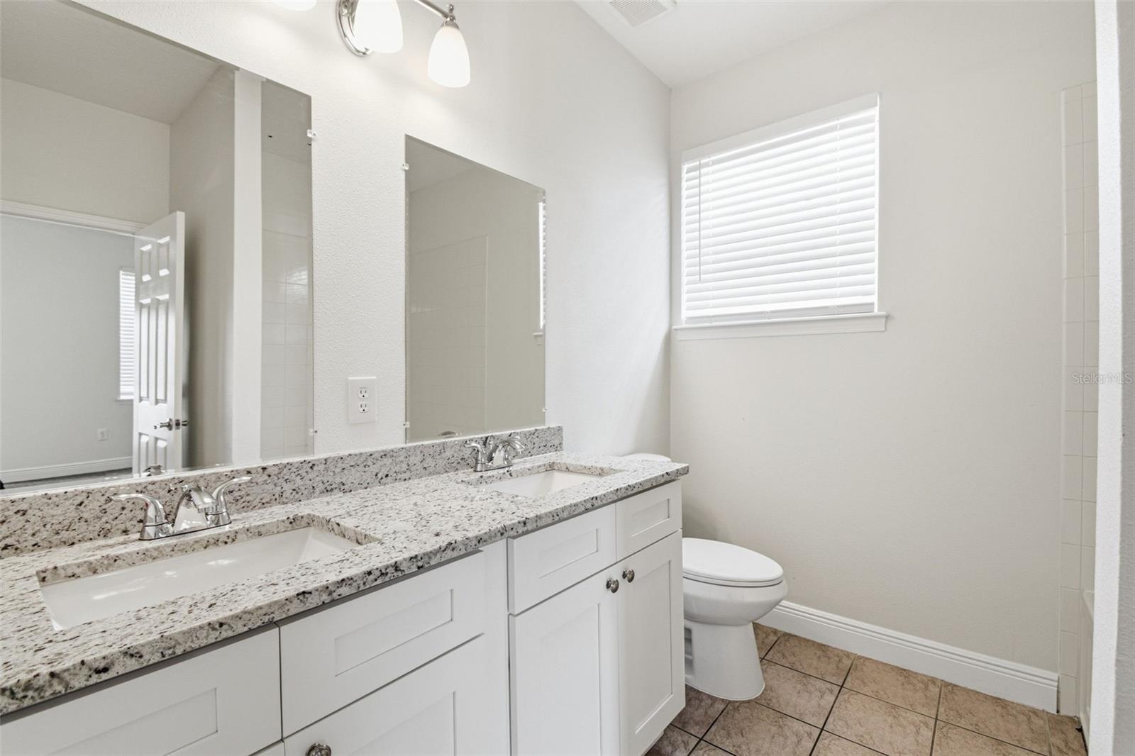 HAMPTON LAKES AT MAIN STREET - Residential