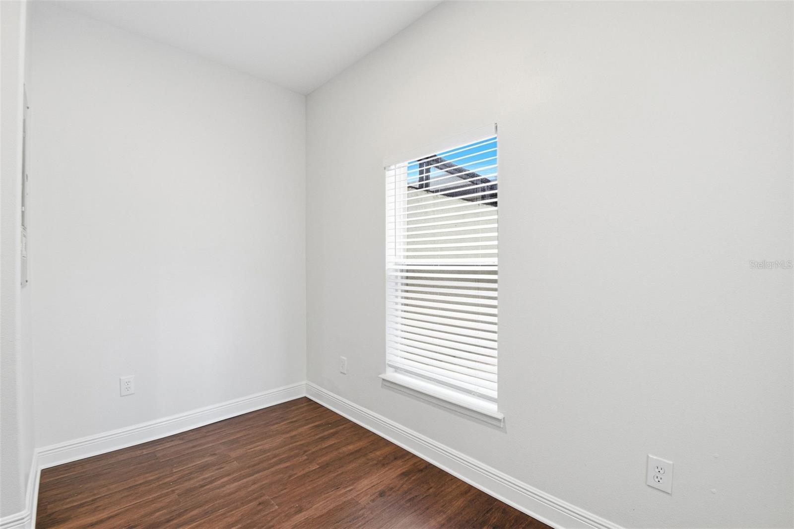 HAMPTON LAKES AT MAIN STREET - Residential