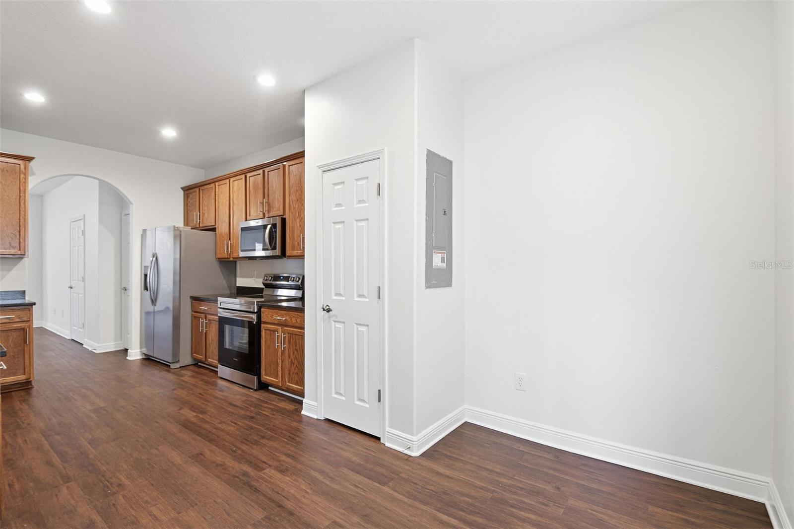 HAMPTON LAKES AT MAIN STREET - Residential