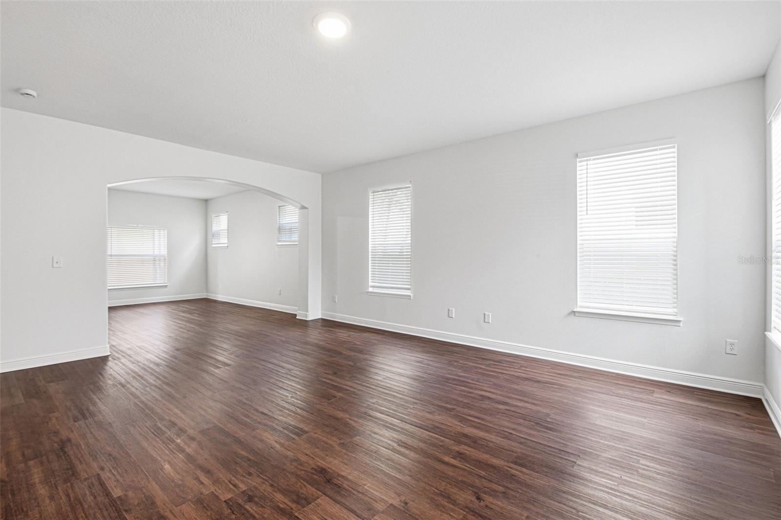 HAMPTON LAKES AT MAIN STREET - Residential