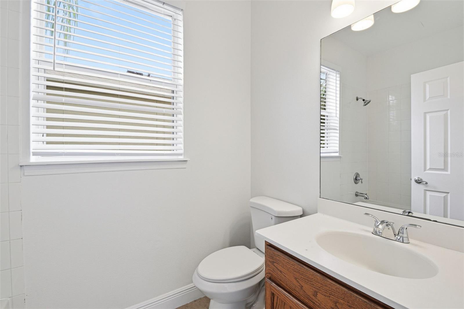 HAMPTON LAKES AT MAIN STREET - Residential