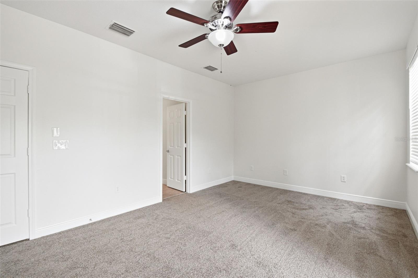 HAMPTON LAKES AT MAIN STREET - Residential