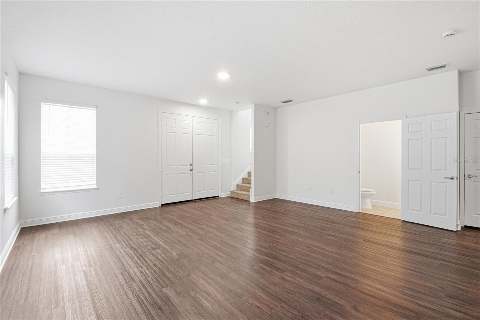 HAMPTON LAKES AT MAIN STREET - Residential