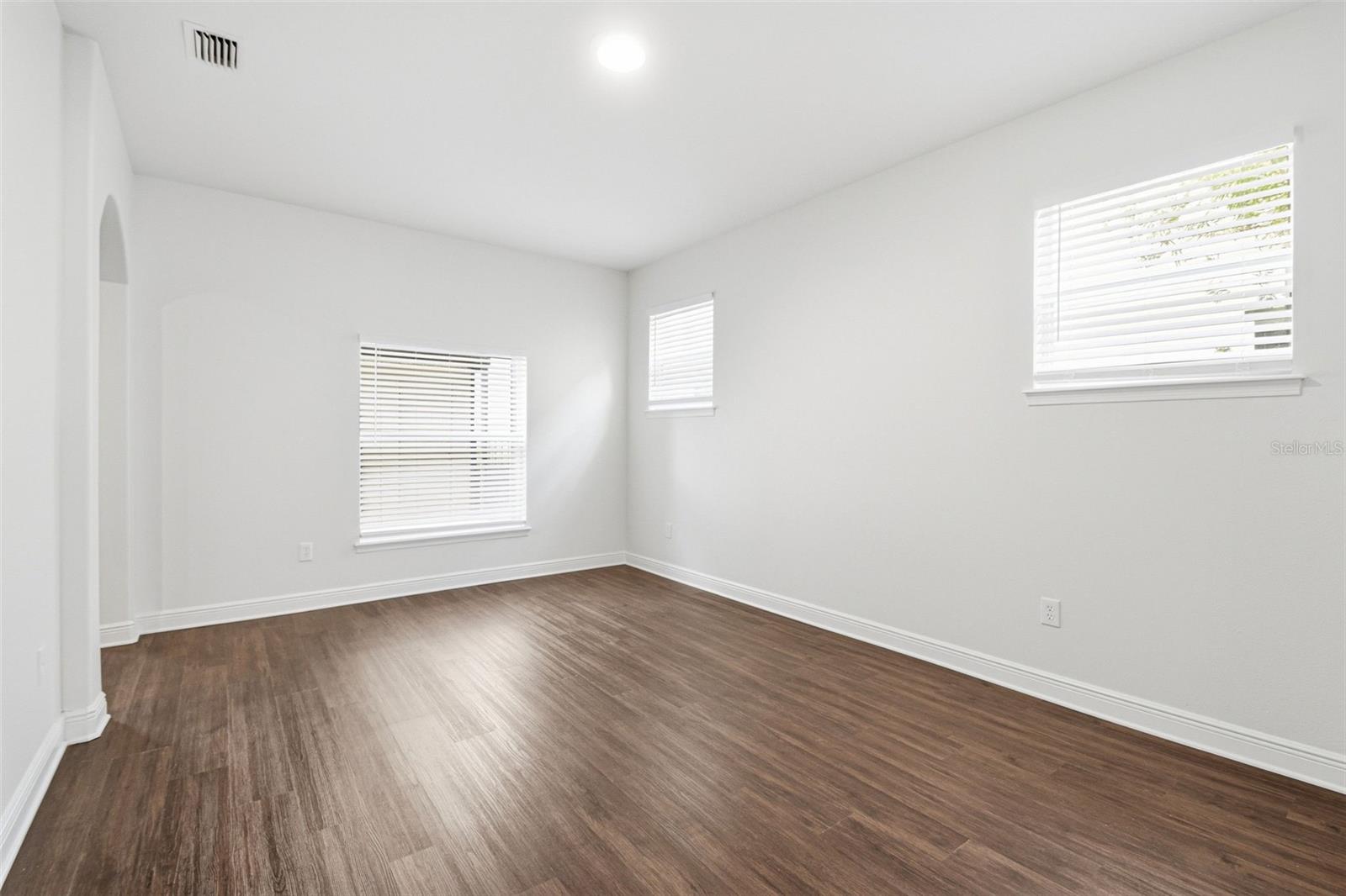 HAMPTON LAKES AT MAIN STREET - Residential