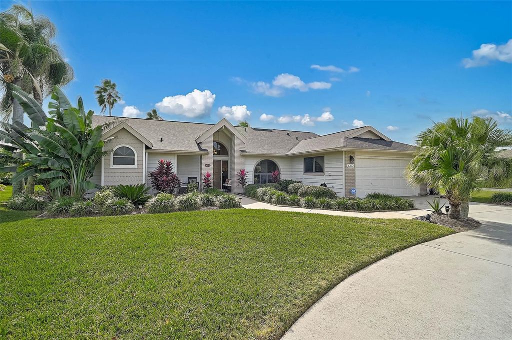 Photo of 4312 Pro Am Avenue E, Bradenton, FL 34203 (MLS # A4671440)