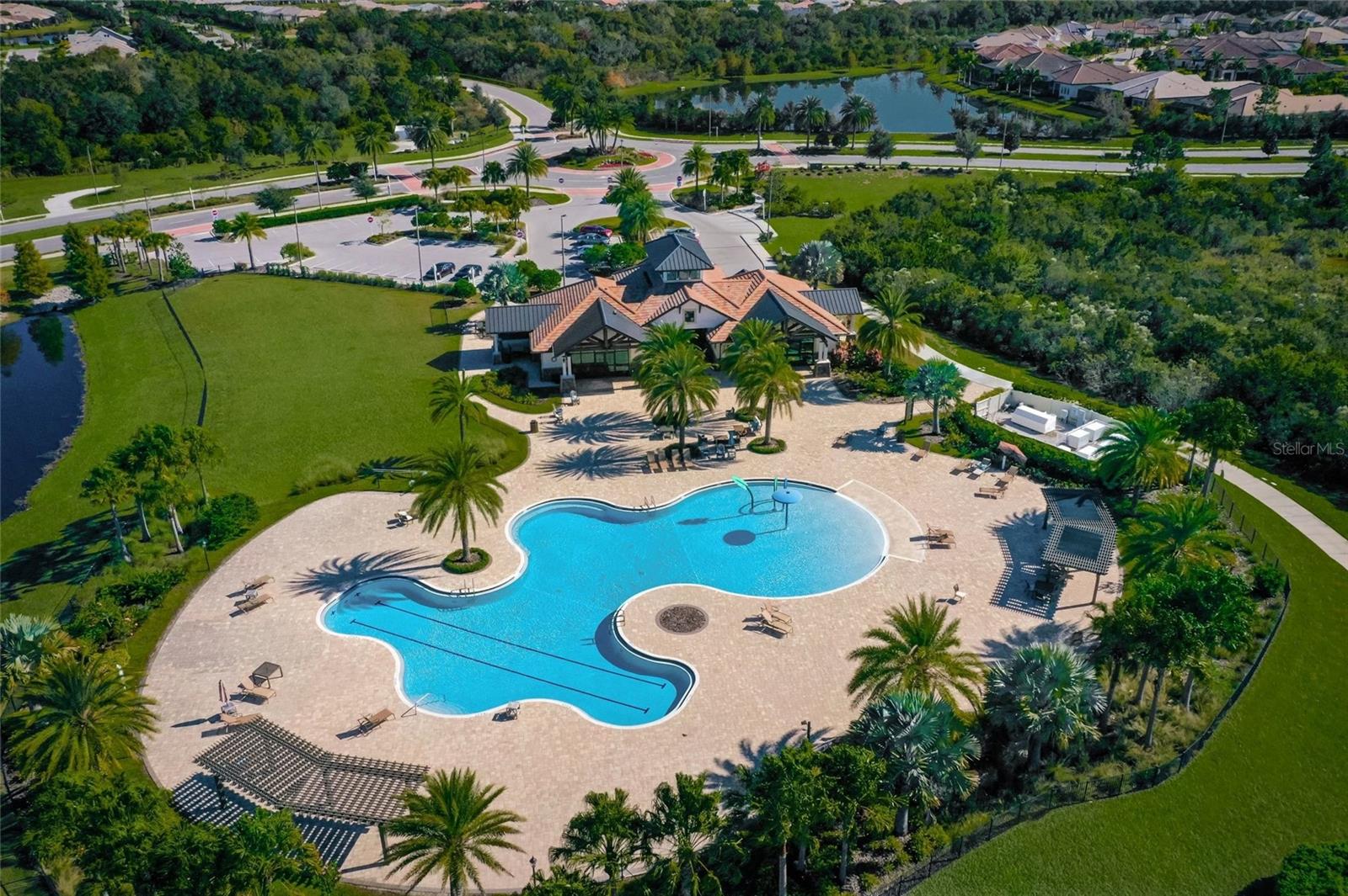 COUNTRY CLUB EAST AT LAKEWD RNCH YY1-4 - Residential