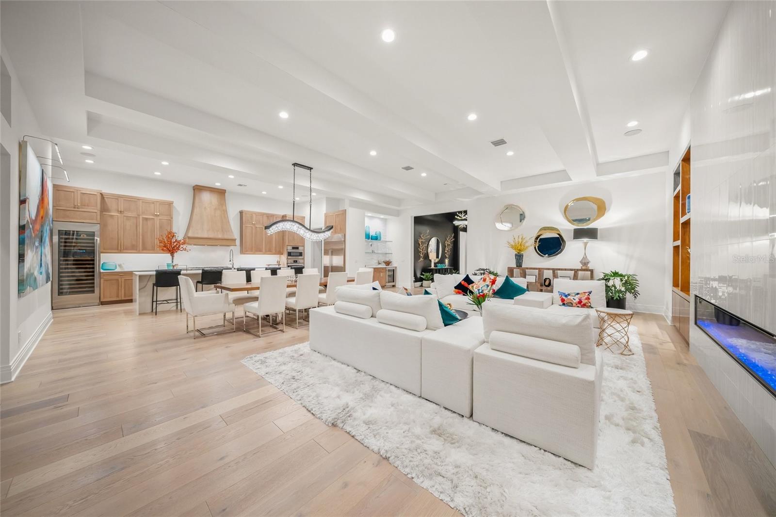 COUNTRY CLUB EAST AT LAKEWD RNCH YY1-4 - Residential