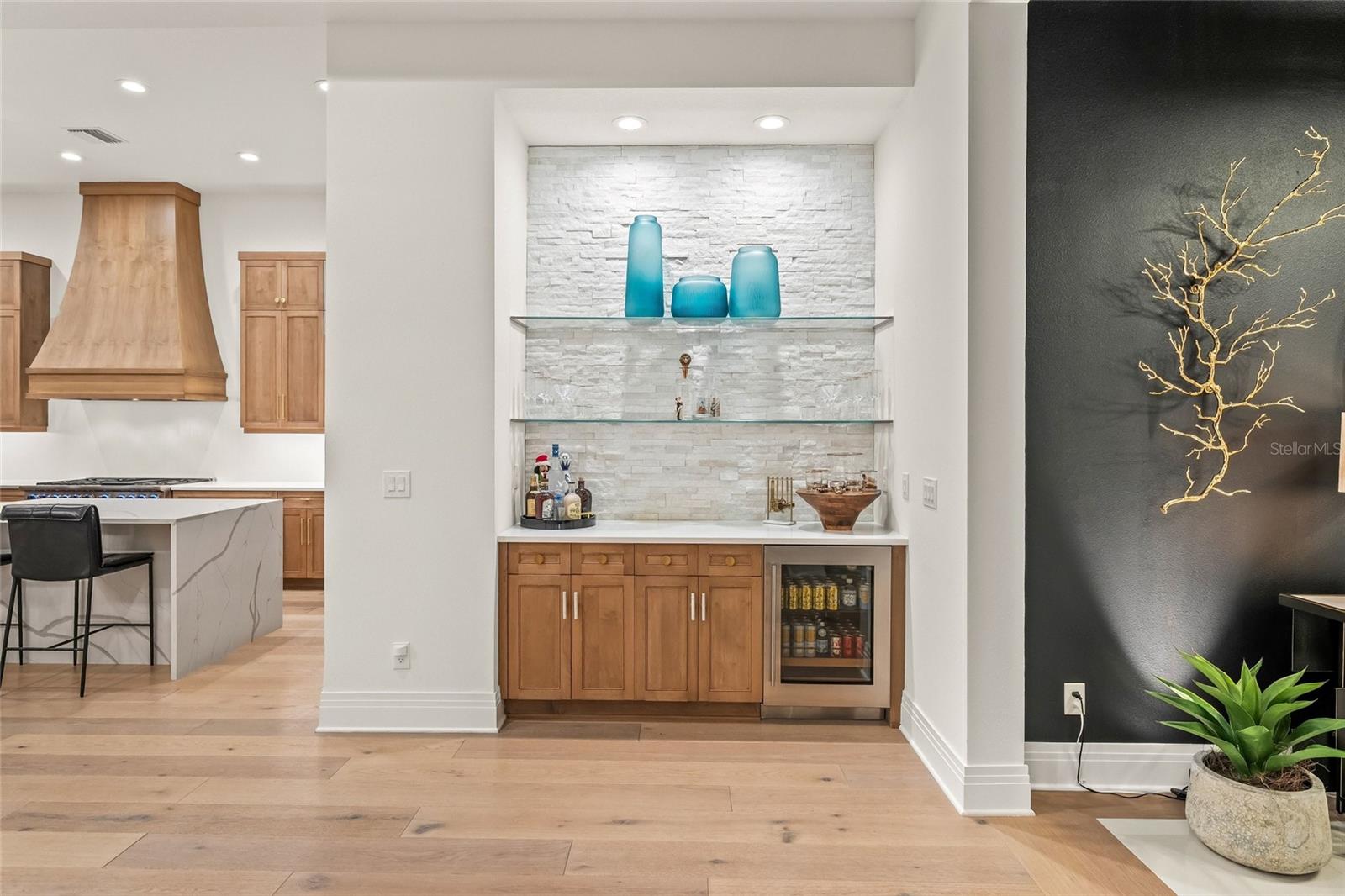 COUNTRY CLUB EAST AT LAKEWD RNCH YY1-4 - Residential