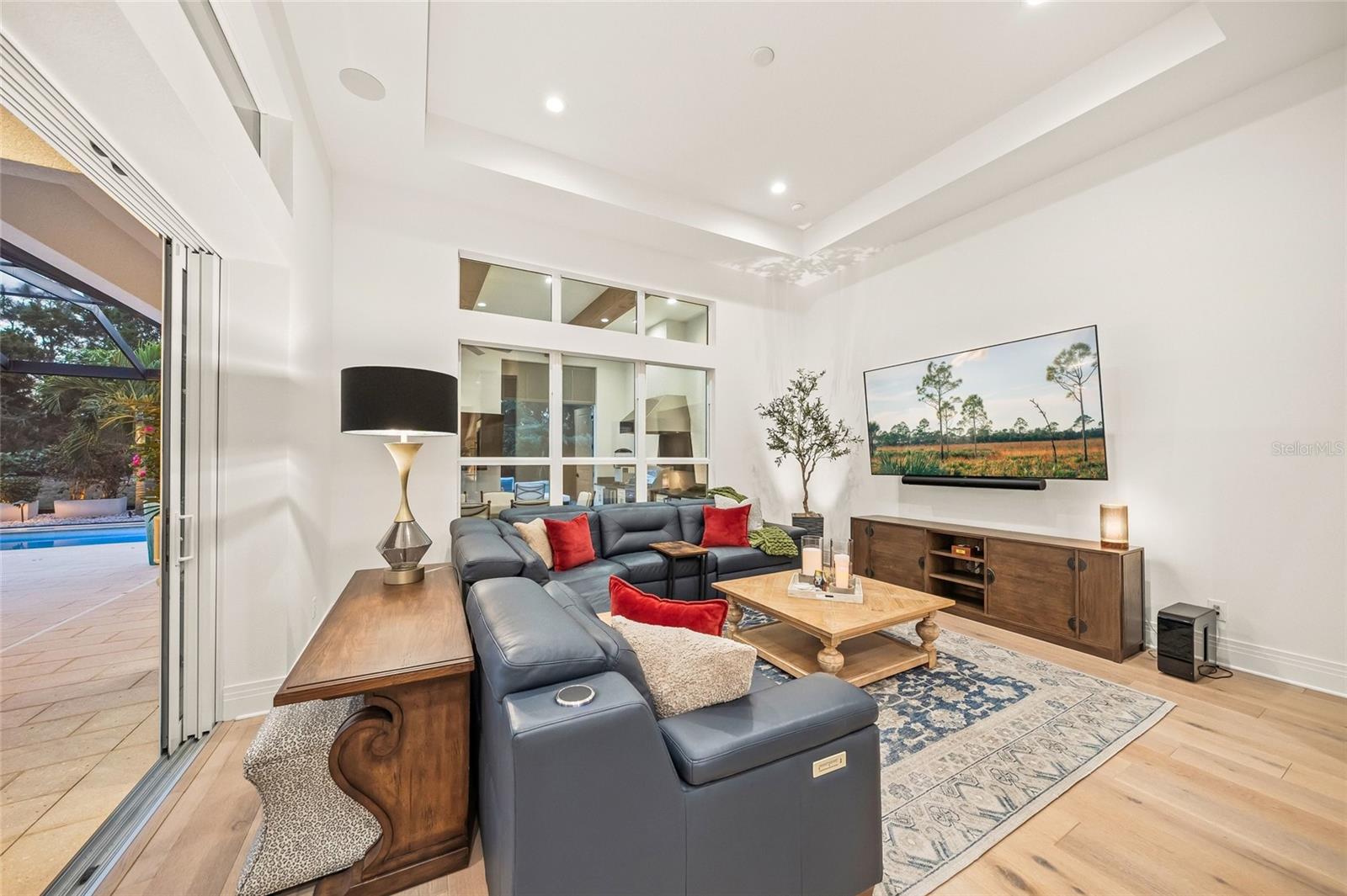 COUNTRY CLUB EAST AT LAKEWD RNCH YY1-4 - Residential