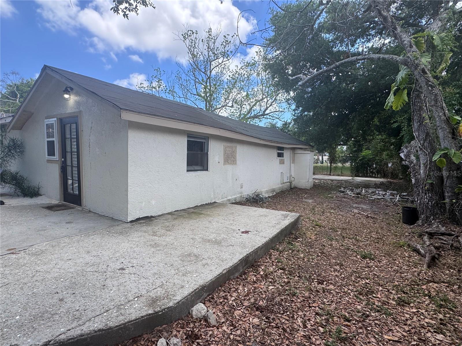 PINECREST - Residential