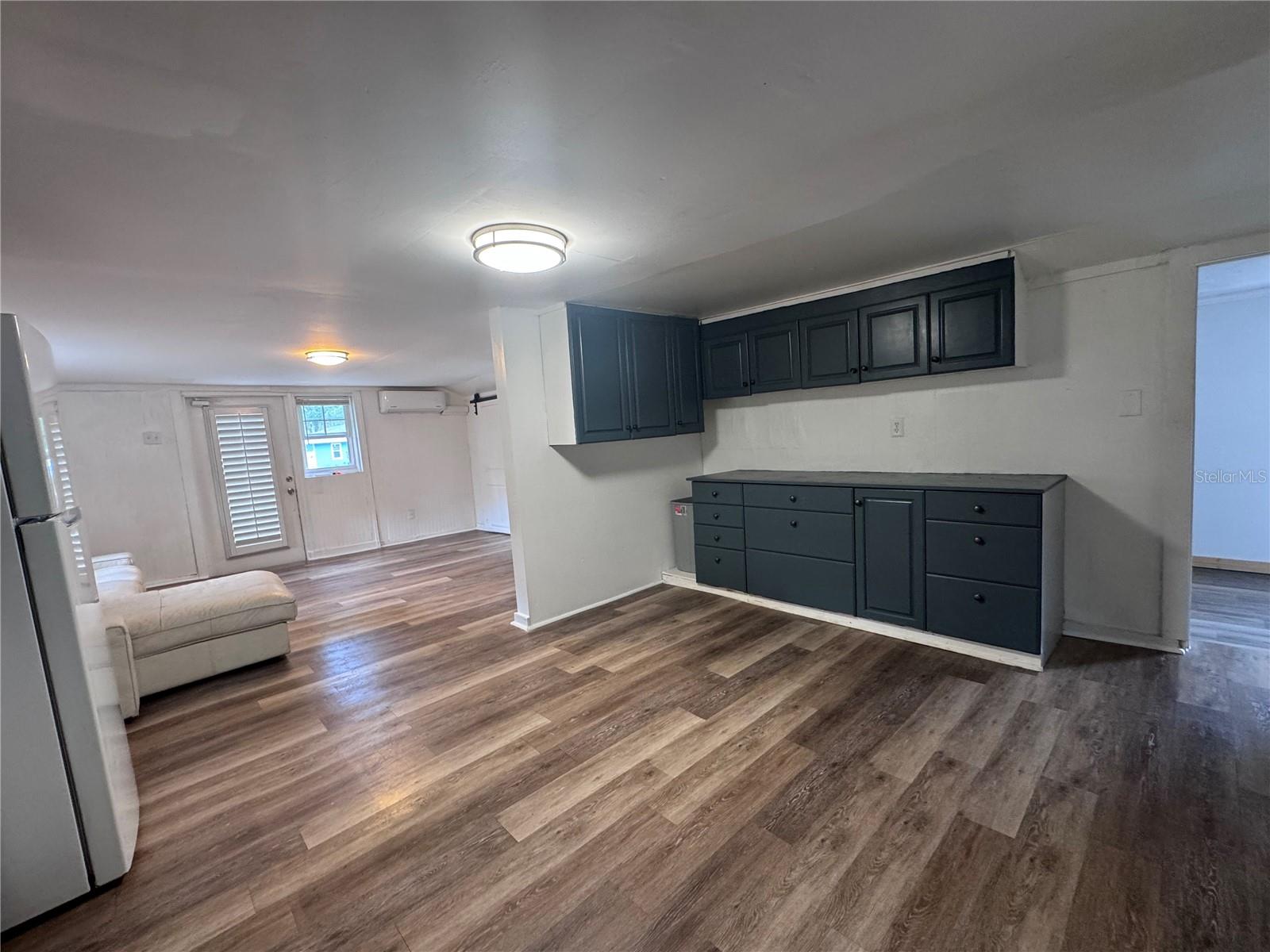 PINECREST - Residential