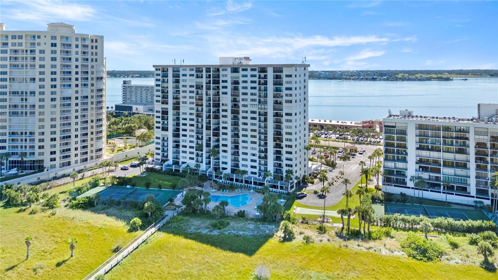 LANDMARK TOWERS - Residential Lease