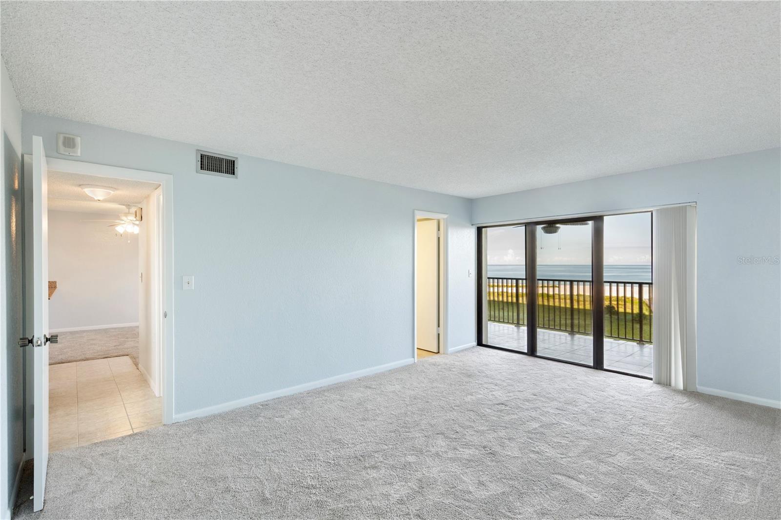 LANDMARK TOWERS - Residential Lease