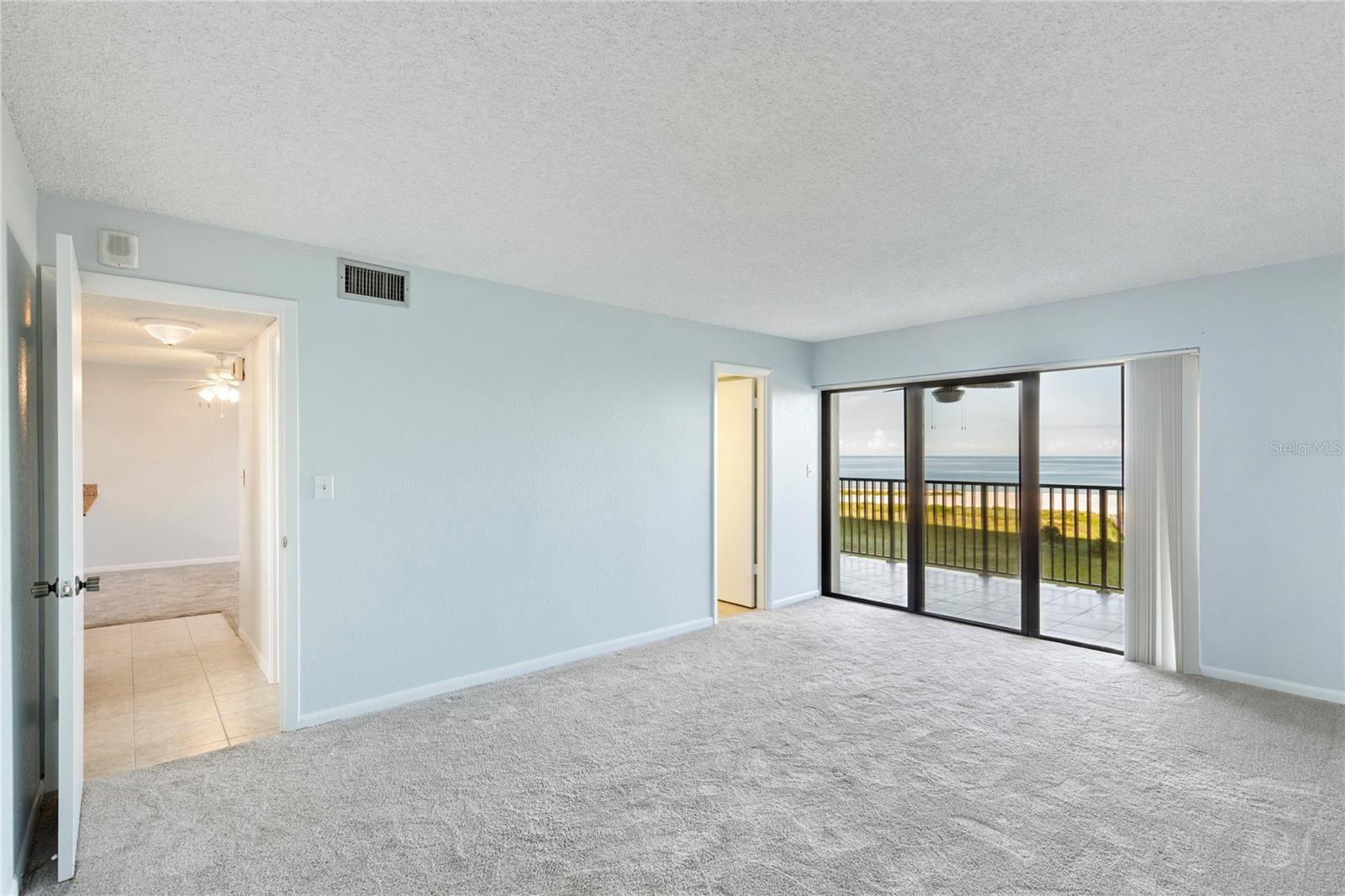 LANDMARK TOWERS - Residential Lease