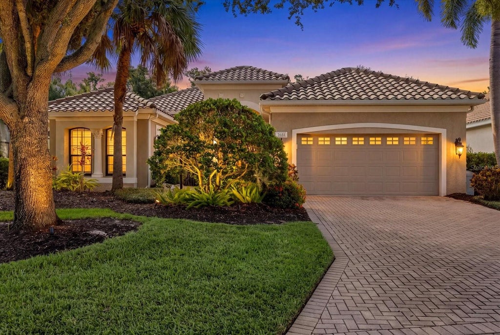 Photo of 7651 Portstewart Drive, Lakewood Ranch, FL 34202 (MLS # A4705824)