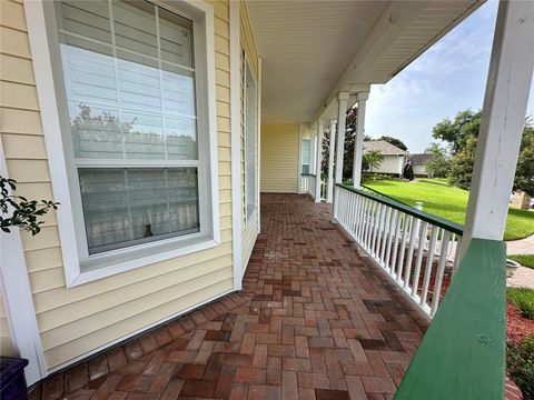 A home in LAKELAND