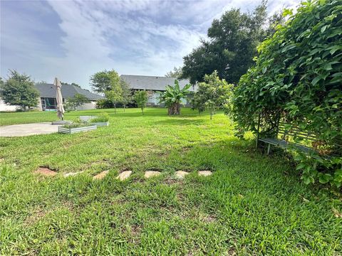 A home in LAKELAND