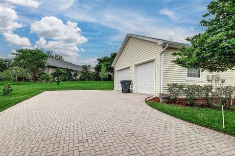 A home in LAKELAND