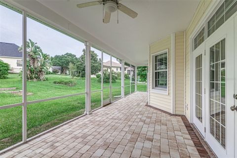 A home in LAKELAND