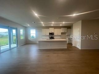 STAR FARMS AT LAKEWOOD RANCH - Residential