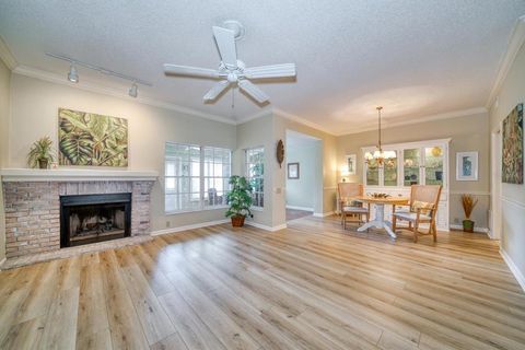 A home in BELLEAIR