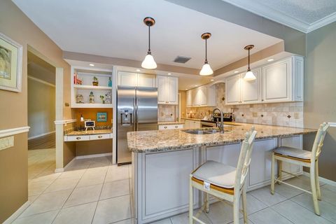 A home in BELLEAIR