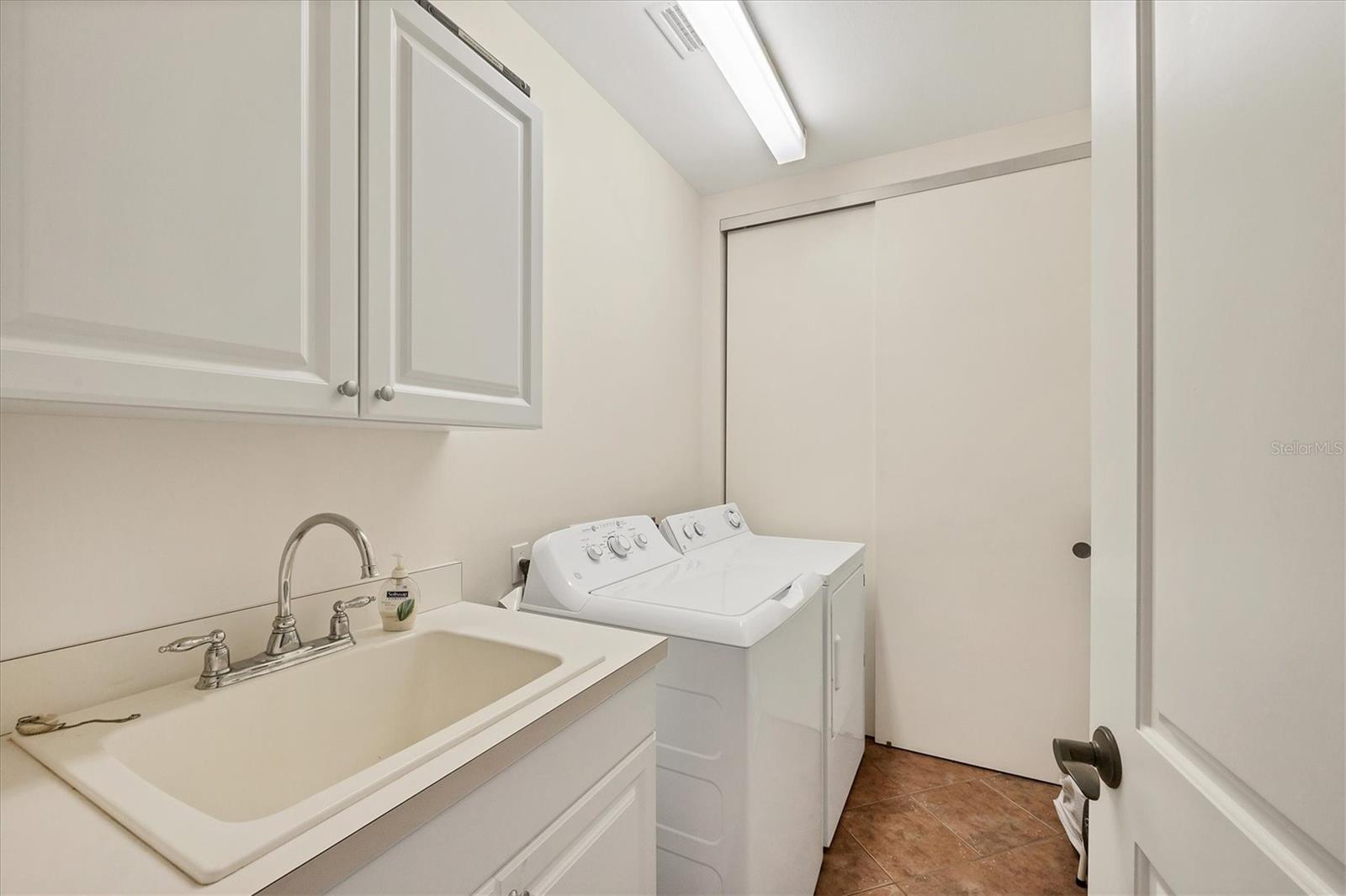 HACIENDA DEL MAR - Residential