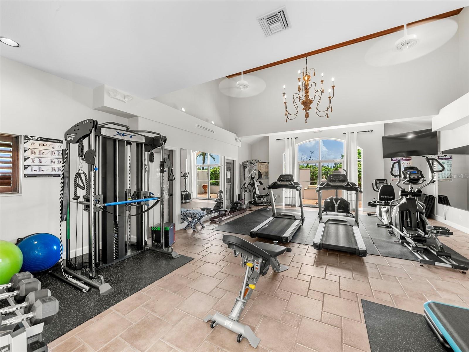 HACIENDA DEL MAR - Residential