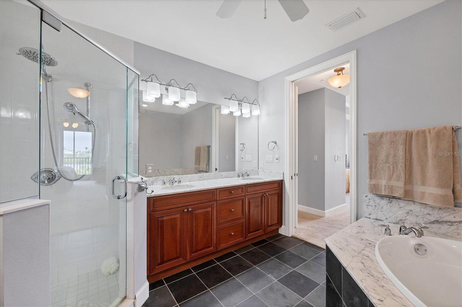 HACIENDA DEL MAR - Residential