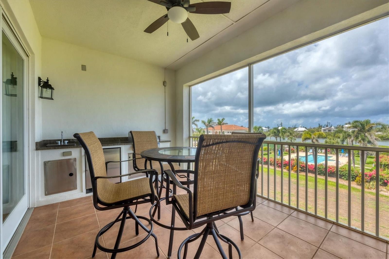 HACIENDA DEL MAR - Residential