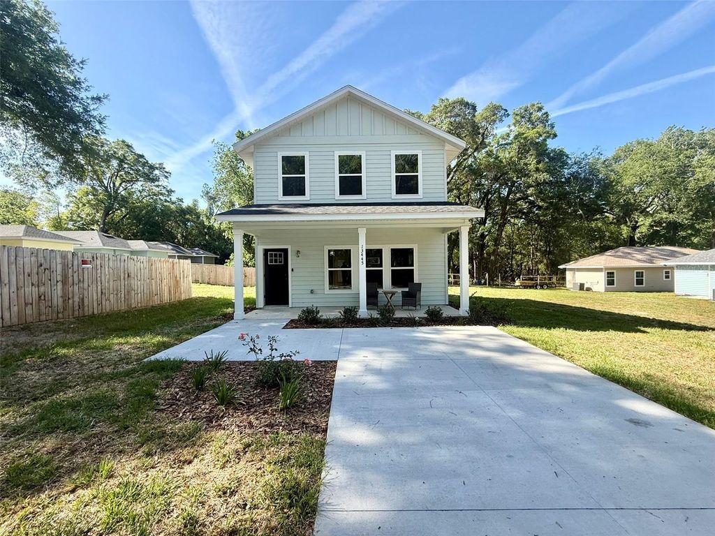 Photo of 13445 NW 154th Avenue, Alachua, FL 32615 (MLS # GC539971)
