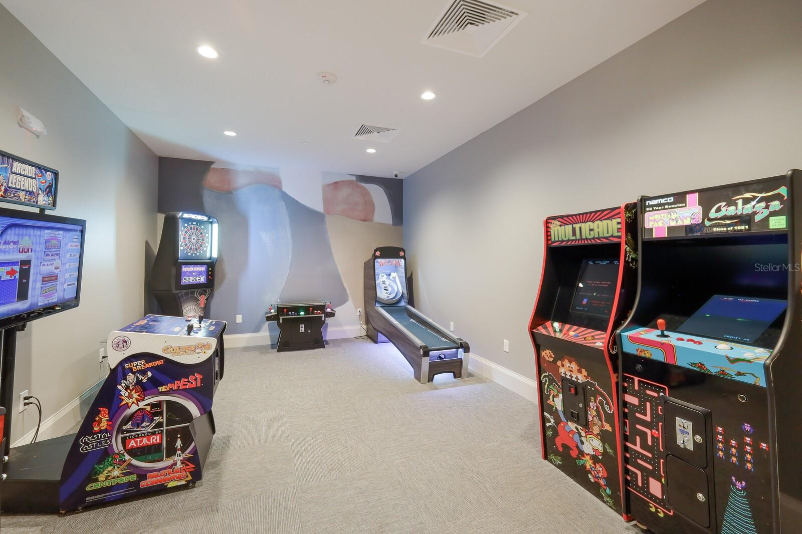 LORRAINE LAKES PH I - Residential