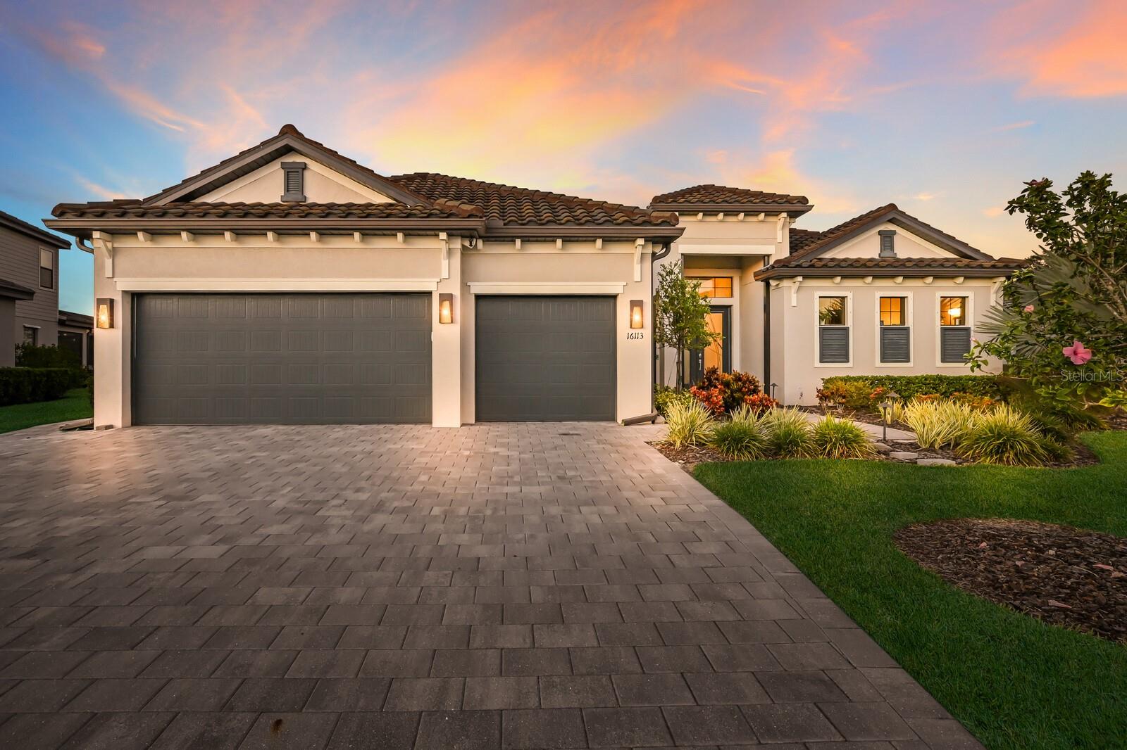 LORRAINE LAKES PH I - Residential